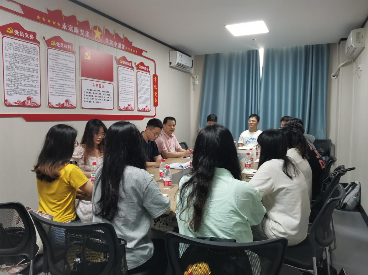 我院召开研究生信息员工作会议