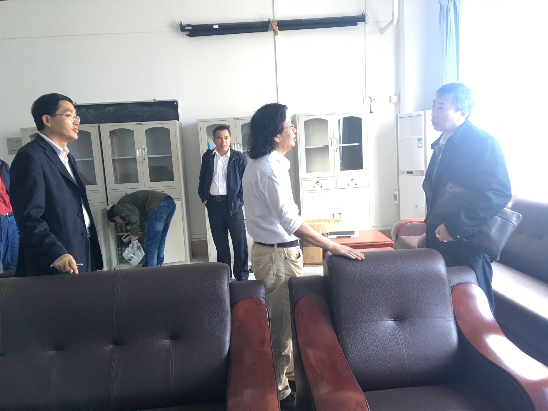 史海涛副校长到雷竞技王者荣耀吧调研