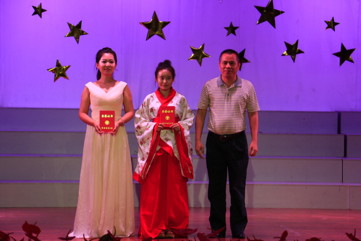 “青春不老，艺起飞翔”——我校2016年研究生才艺大赛暨迎新晚会圆满结束