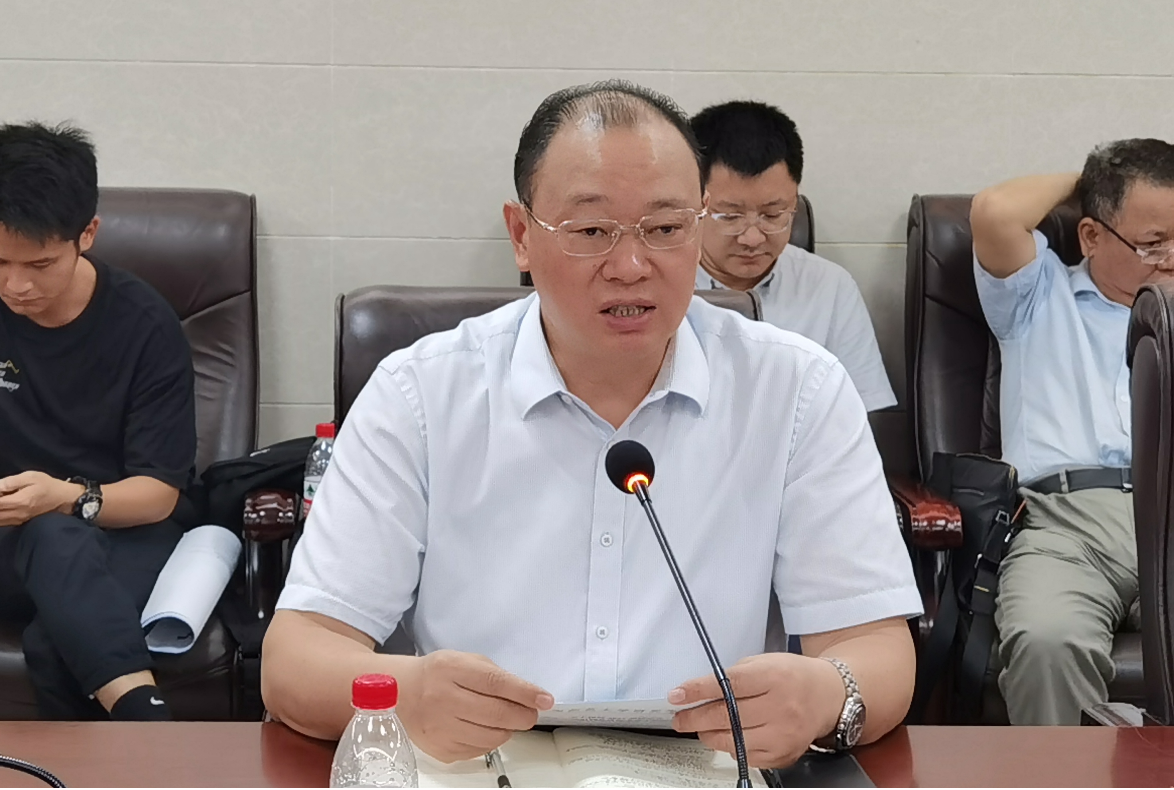 我院召开2021级研究生新生入学报到及资格审查工作部署会